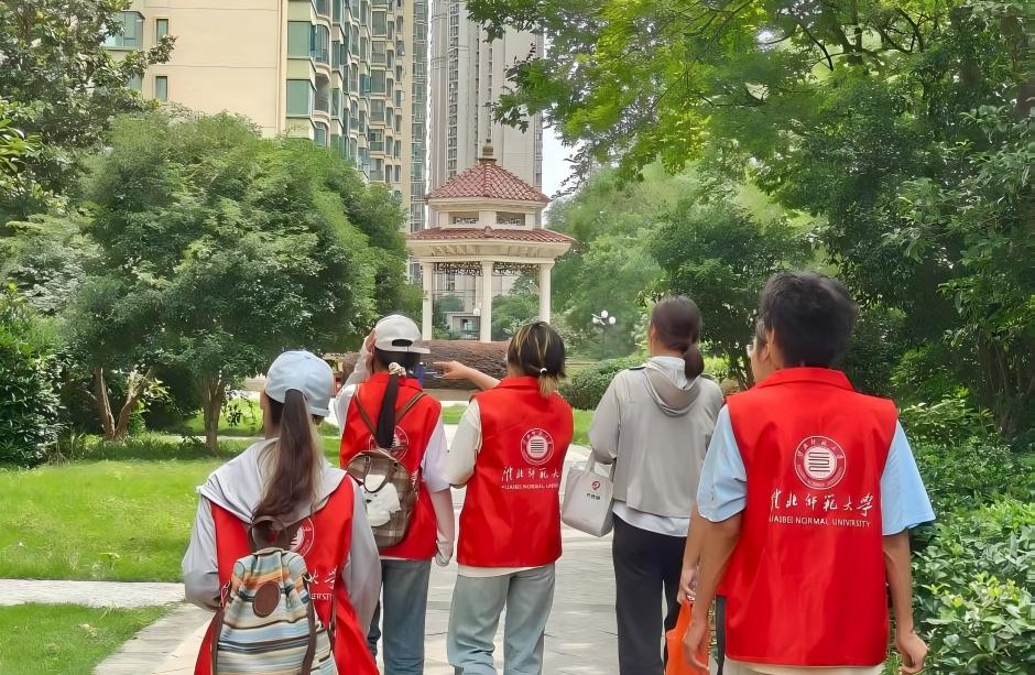 “綠社數(shù)治”淮師惠民先鋒隊前往淮北市三區(qū)一縣調(diào)研生活區(qū)垃圾治理現(xiàn)狀