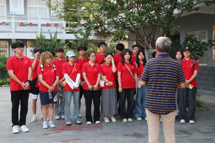 三下鄉(xiāng)|西安建筑科技大學(xué)管理學(xué)院赴西北五省39市調(diào)研戲曲生存現(xiàn)狀及創(chuàng)新發(fā)展研究暑期社會實(shí)踐團(tuán)抵達(dá)漢中龍江文化站開展戲曲調(diào)研活動