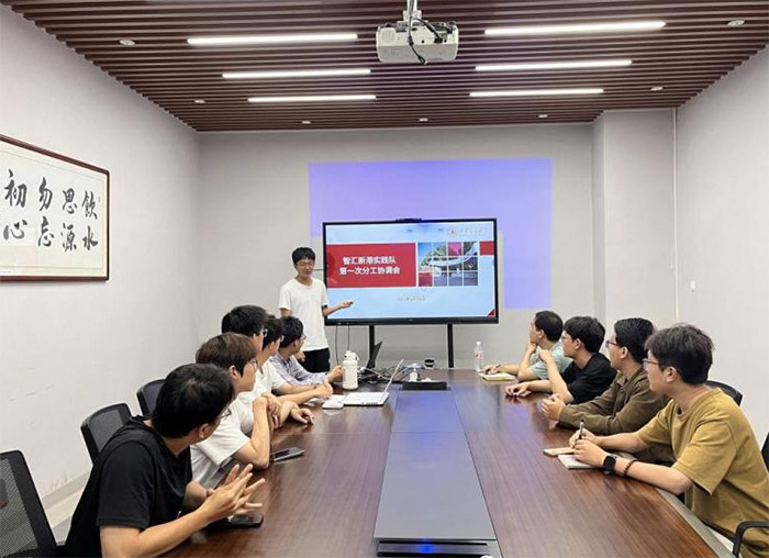 新港社區(qū) “科普躍動，童心探趣”暑期社會實踐：工科智慧滋養(yǎng)童心的三維實踐