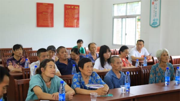 蛭神行遠，民生情長——吉首大學“蛭惠民生”團隊深入大山進行調研