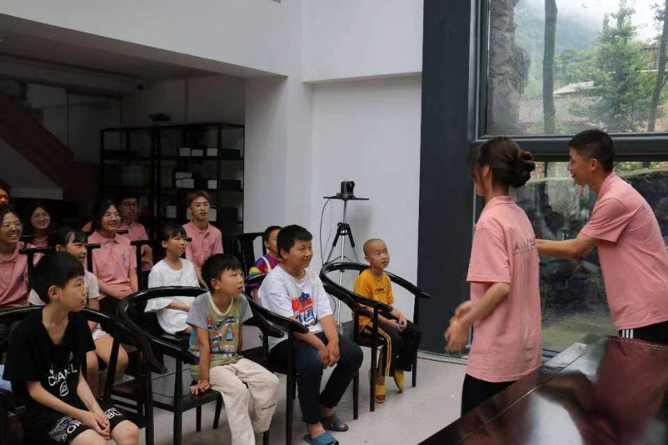 重人科學子三下鄉：青援支教，筑夢未來