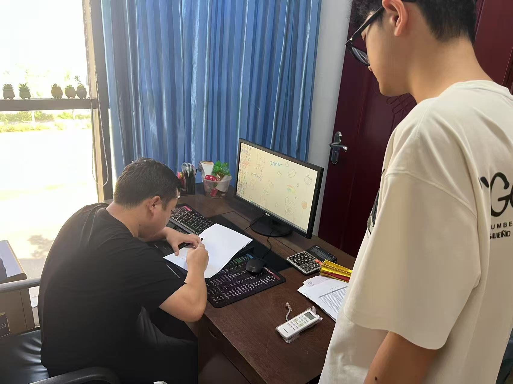 電氣信息學(xué)院學(xué)子赴仁愛養(yǎng)老院啟動(dòng)防詐宣傳 筑牢老人