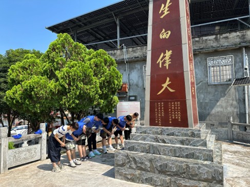2025年暑期“三下鄉(xiāng)”|哈工程“千里筑橋”隊(duì)赴廣西推普：紅色尋跡篇