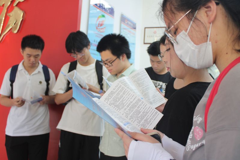 福建農(nóng)林大學“知行合一，踐悟思想”實踐隊 探訪福州市倉山區(qū)法律援助中心