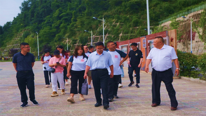 情系高原沃土，躬耕育人初心