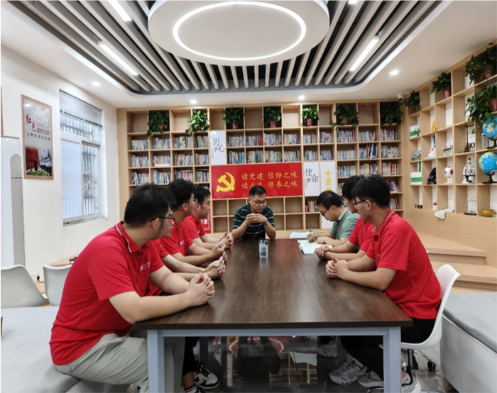 巢湖學(xué)院“陽(yáng)光智匯”團(tuán)隊(duì)暑期“三下鄉(xiāng)”：光伏締造希望，擘畫(huà)美麗鄉(xiāng)村