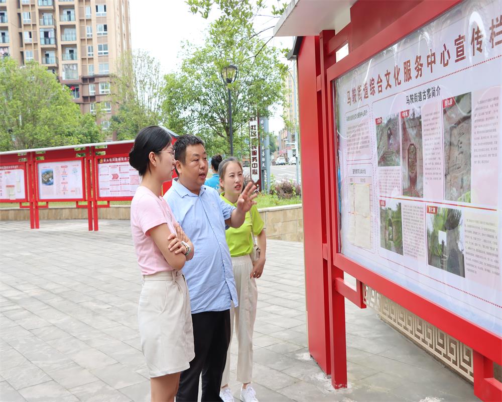 【長師學子三下鄉】走進社區基層，聆聽時代之聲 ——”青春星火筑夢團“參觀馬鞍街道新時代文明實踐所