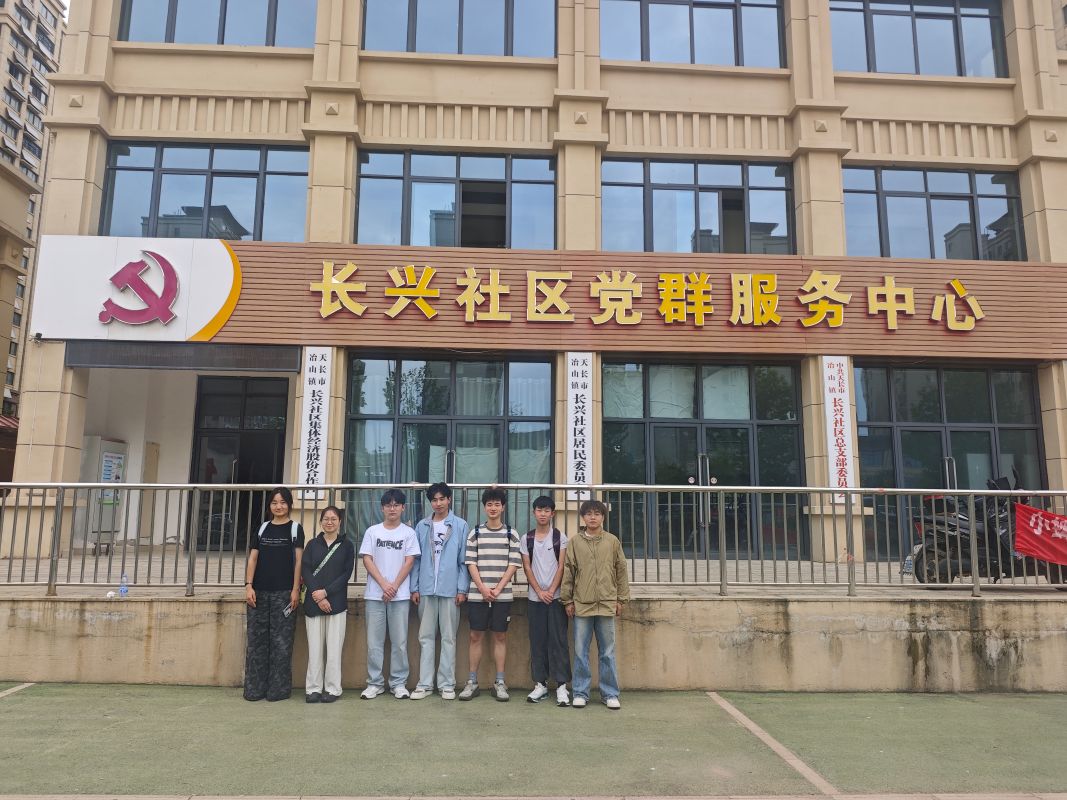 當(dāng)00后遇上社區(qū)服務(wù)：他們改寫了哪些“預(yù)設(shè)劇本”？