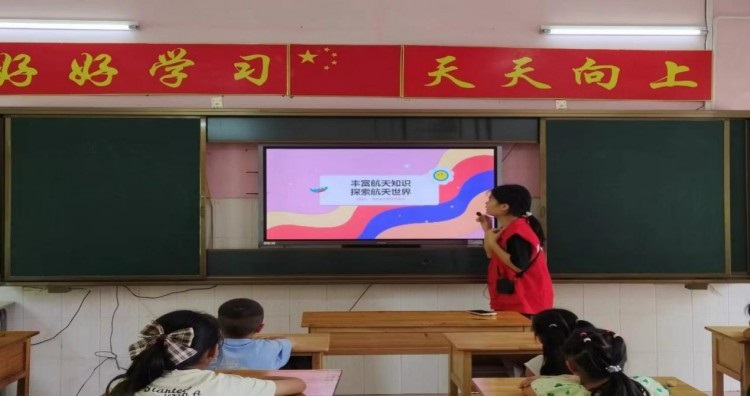 桂航學子三下鄉：傳承航天精神，弘揚紅色教育